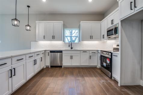 708 Perry Avenue Waxahachie TX 75165