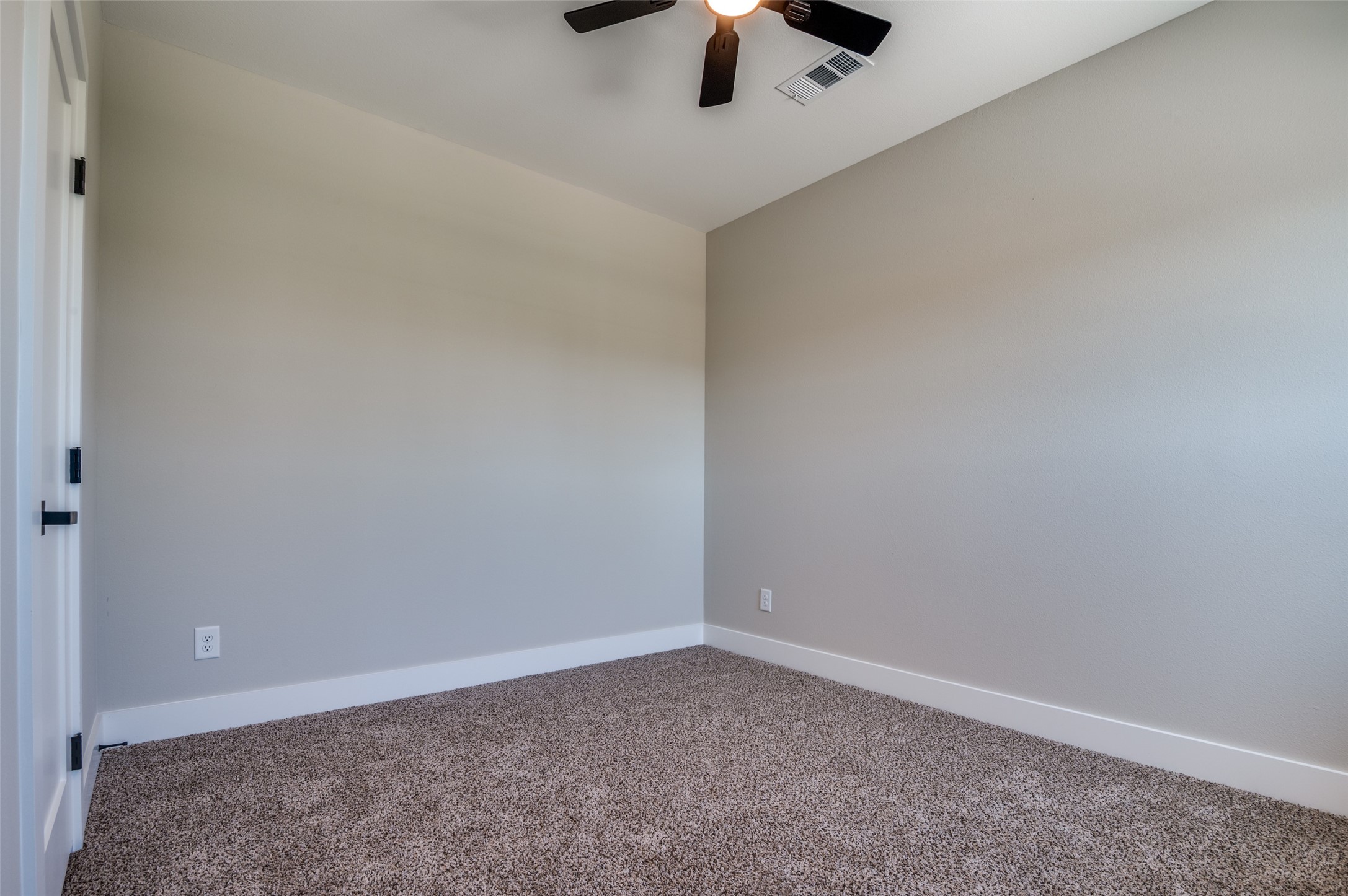 708 Perry Avenue Waxahachie TX 75165