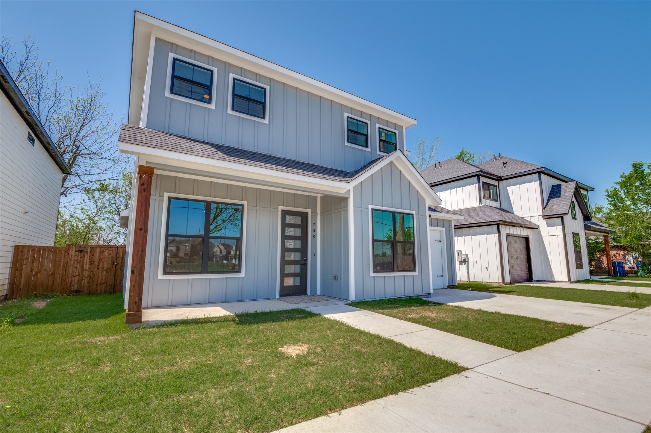 708 Perry Avenue Waxahachie TX 75165