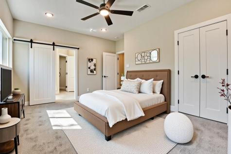 708 Perry Avenue Waxahachie TX 75165