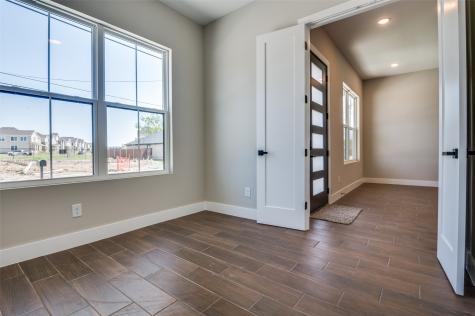 708 Perry Avenue Waxahachie TX 75165