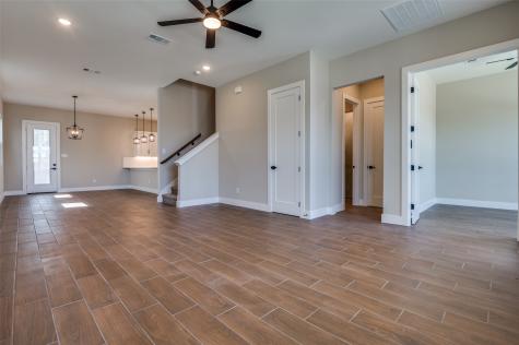 708 Perry Avenue Waxahachie TX 75165