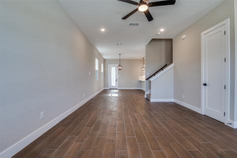708 Perry Avenue Waxahachie TX 75165
