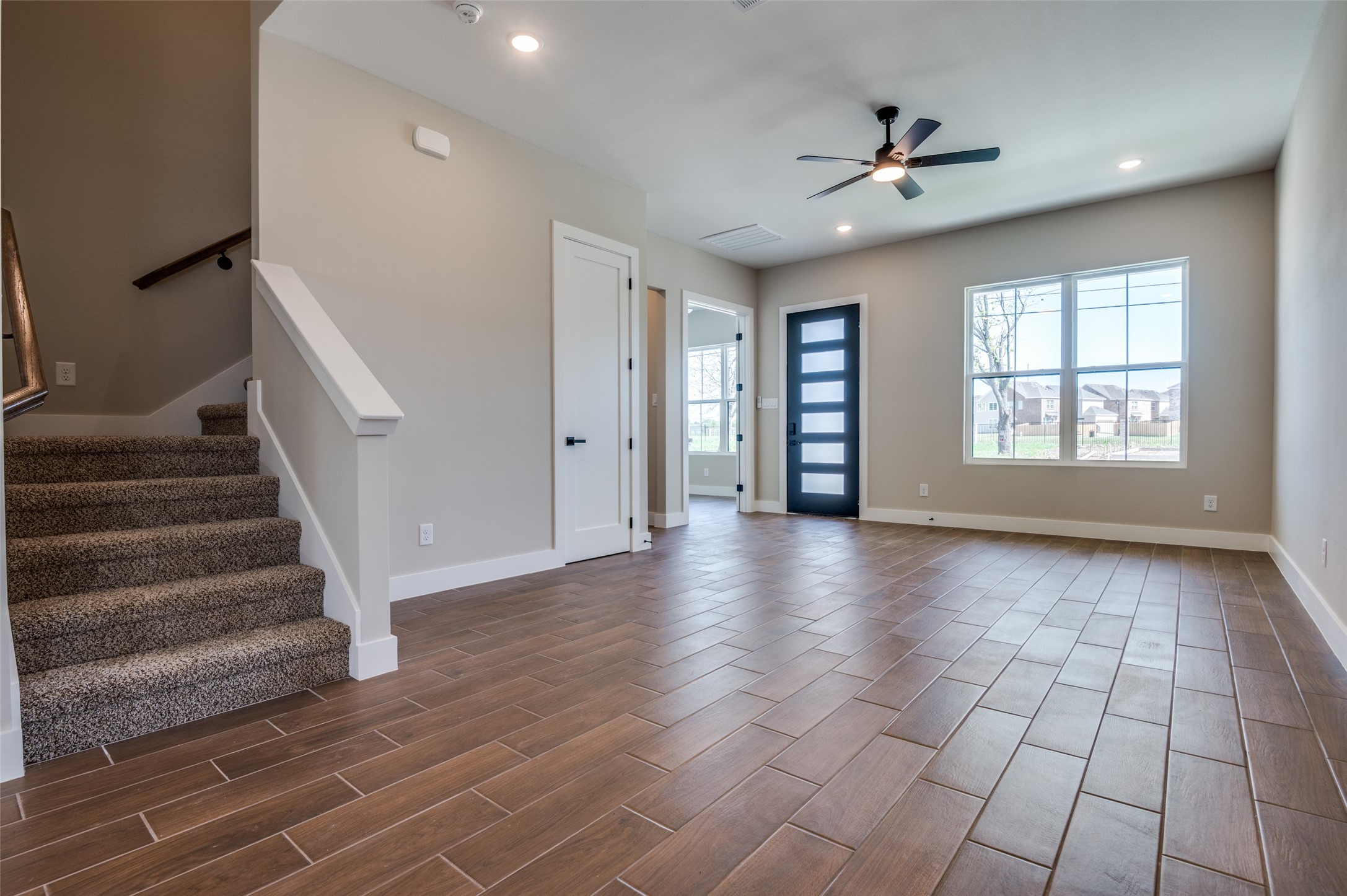 708 Perry Avenue Waxahachie TX 75165