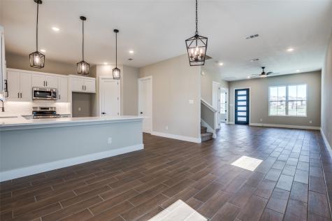 708 Perry Avenue Waxahachie TX 75165