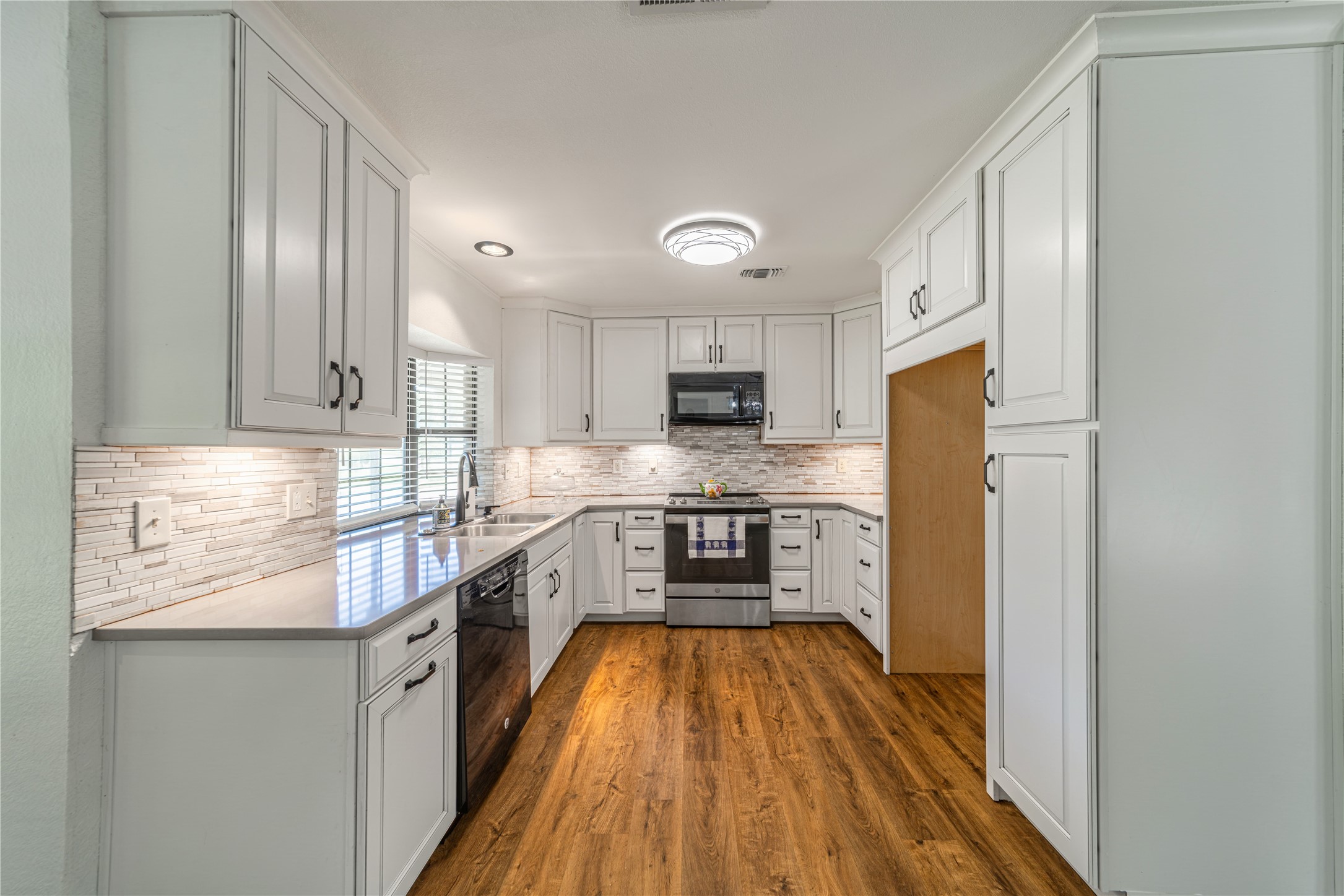 5434 Peninsula Way Garland TX 75043