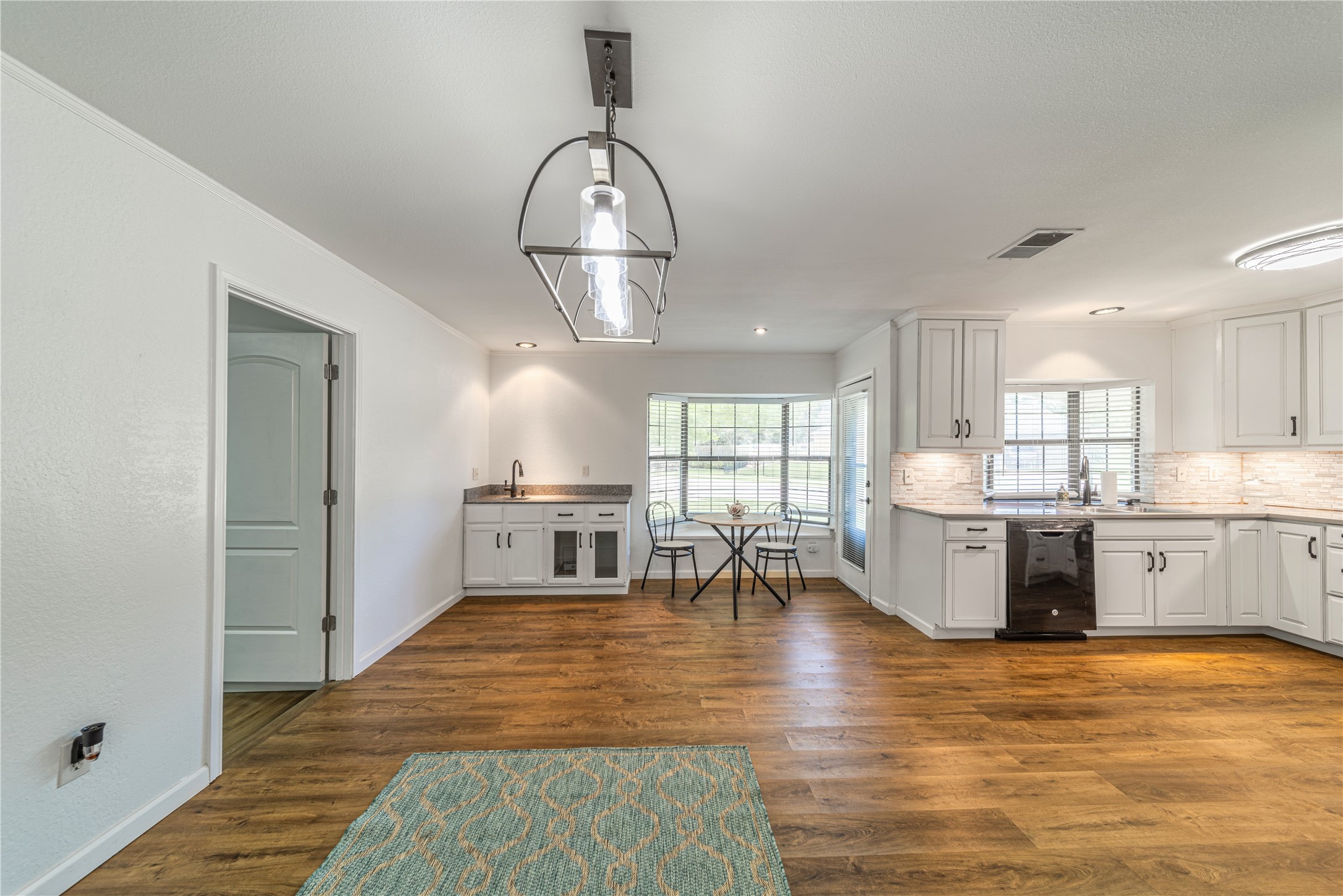 5434 Peninsula Way Garland TX 75043