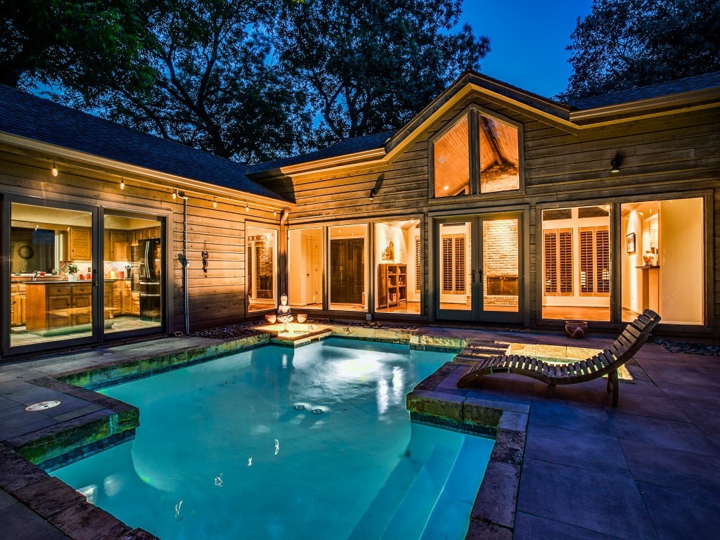 6410 Covecreek Place Dallas TX 75240