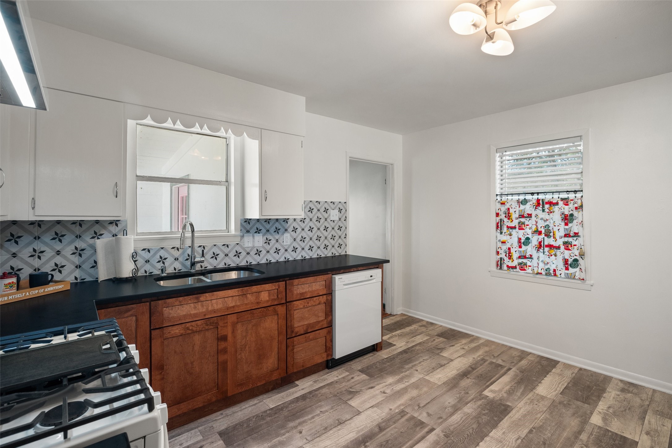 412 S Somervelle Iredell TX 76649