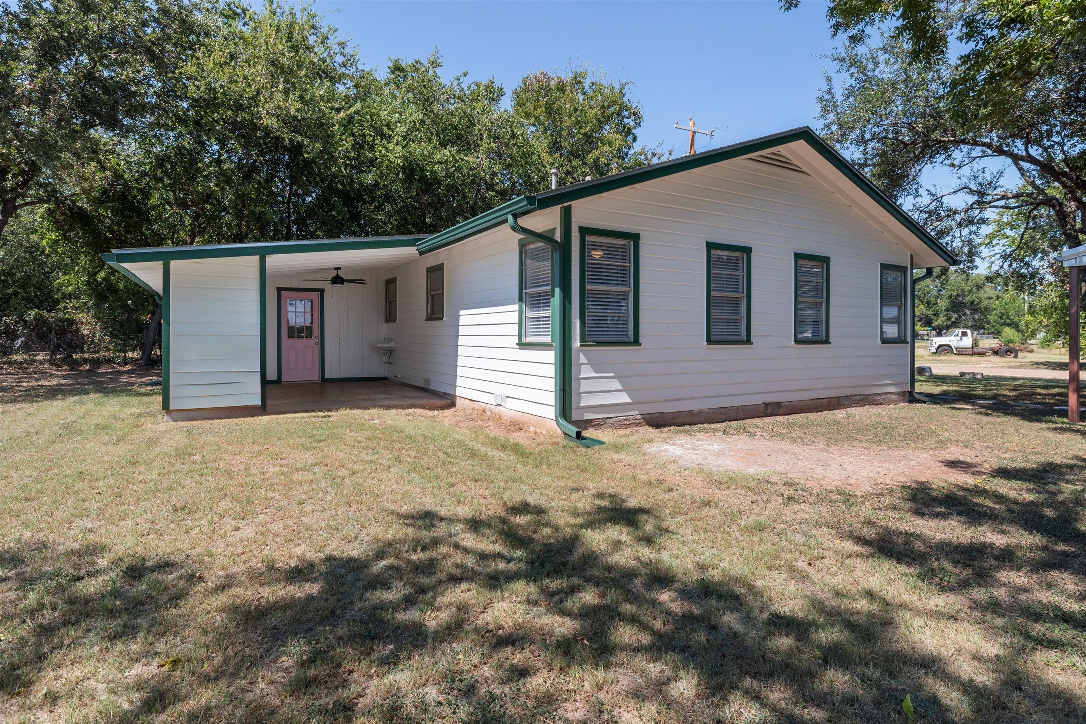 412 S Somervelle Iredell TX 76649