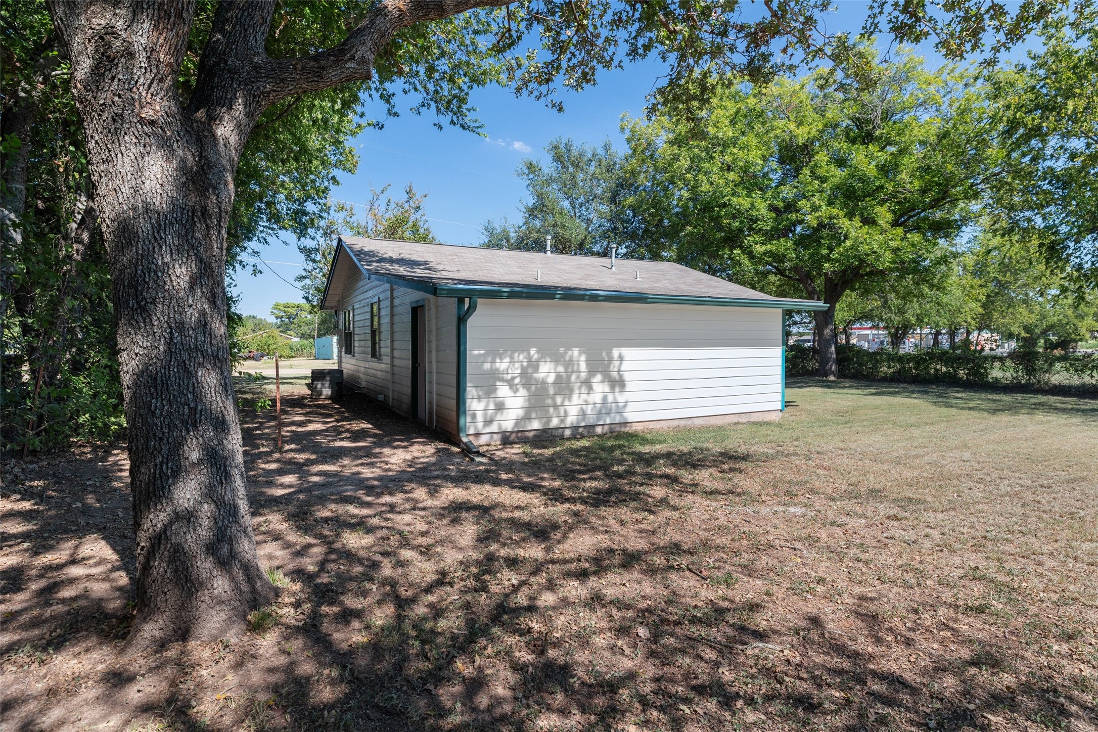 412 S Somervelle Iredell TX 76649
