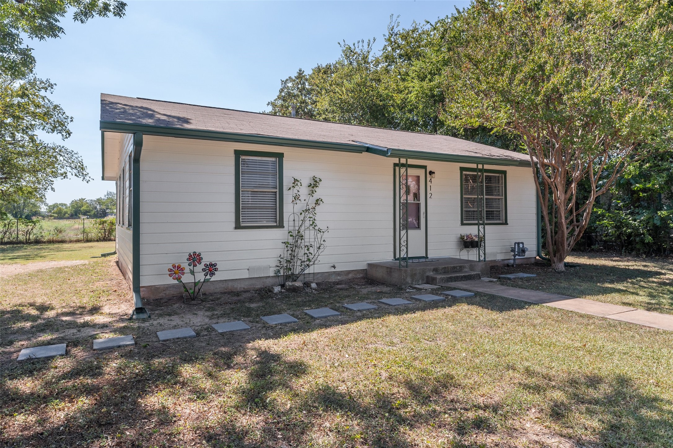 412 S Somervelle Iredell TX 76649