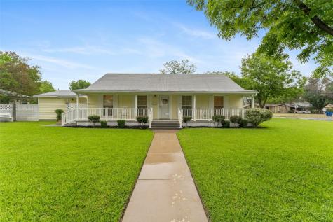 2308 Dartmore Street Brownwood TX 76801