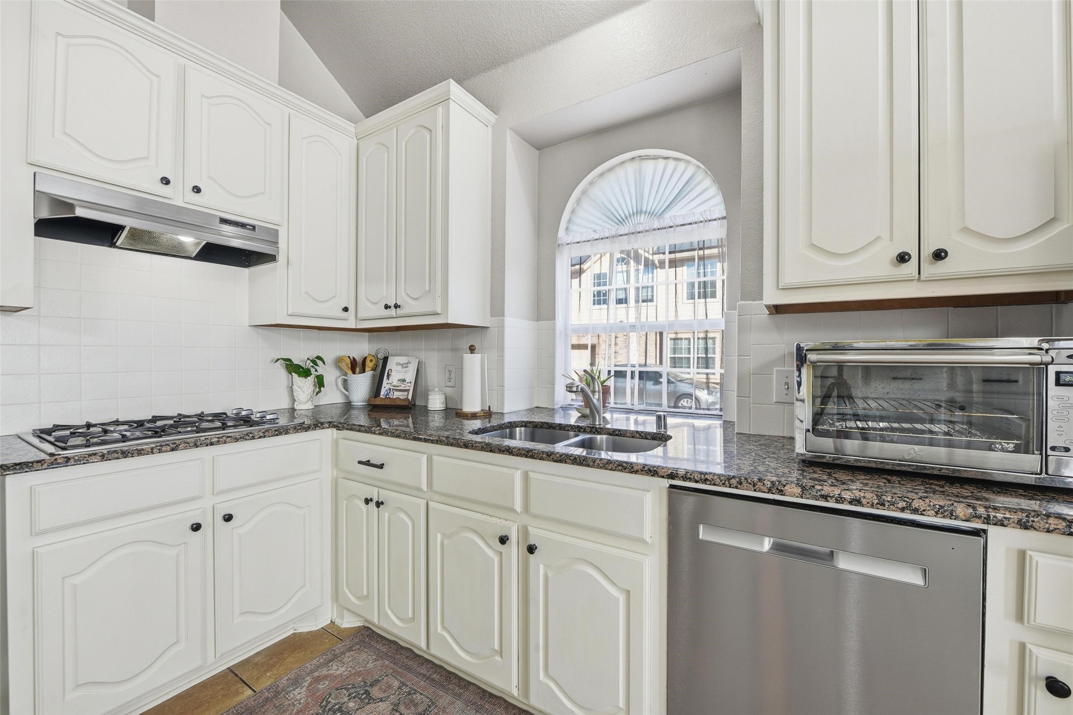 1217 Black Hawk Drive Fort Worth TX 76052