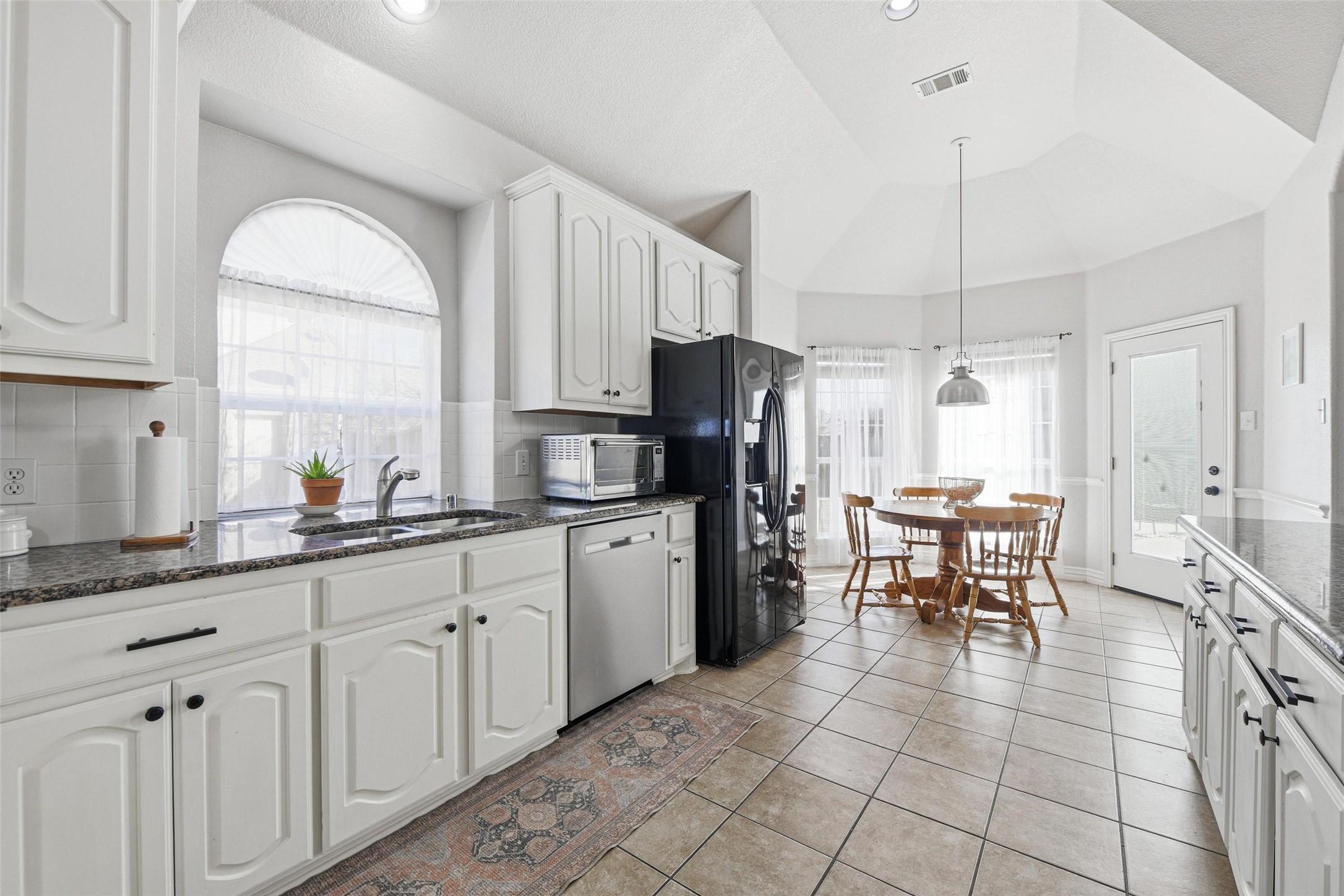 1217 Black Hawk Drive Fort Worth TX 76052