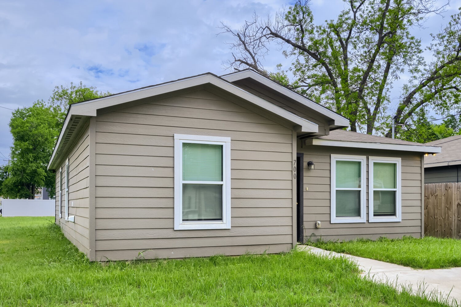 700 E Pecan Avenue Waco TX 76704