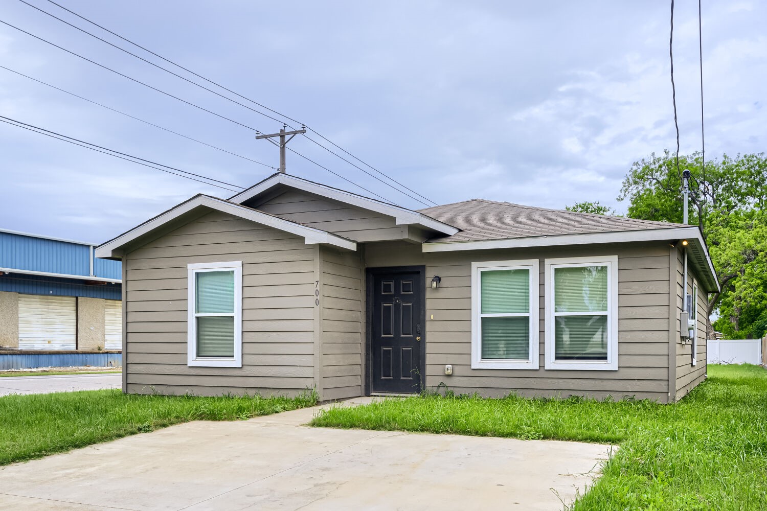 700 E Pecan Avenue Waco TX 76704