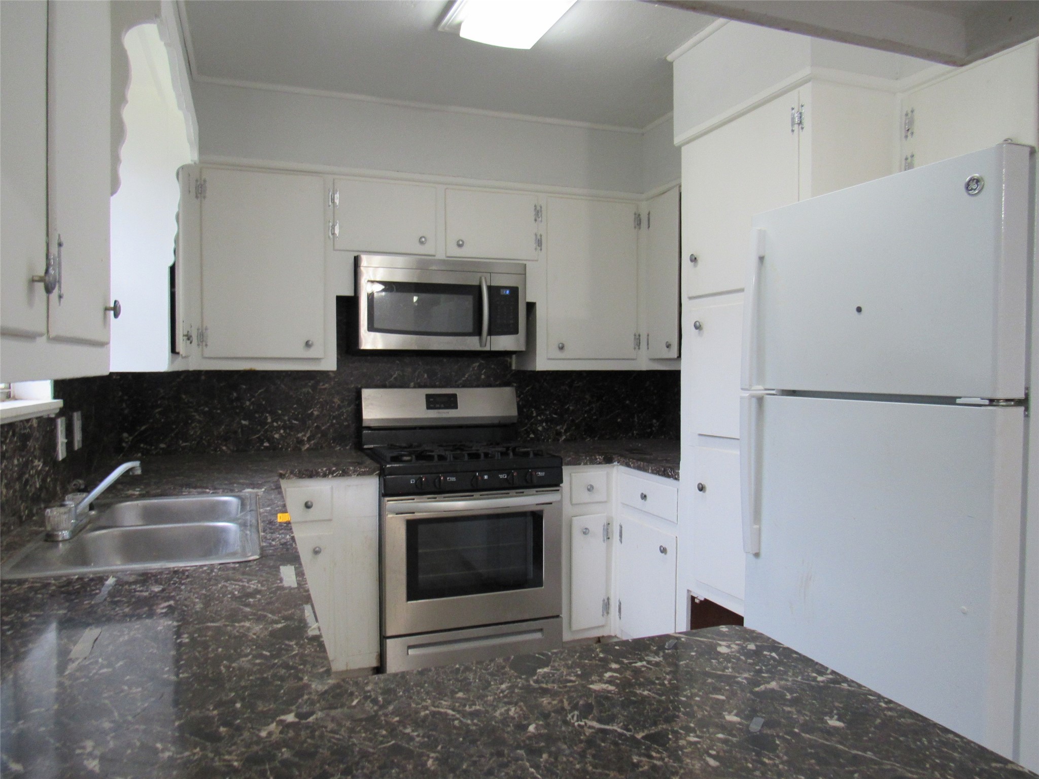 218 Virginia Drive Lacy Lakeview TX 76705