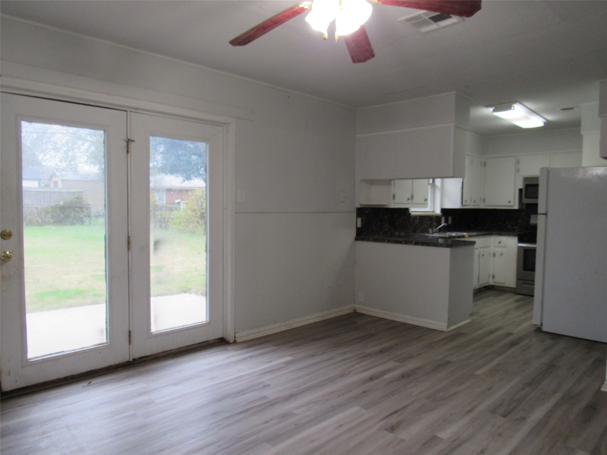 218 Virginia Drive Lacy Lakeview TX 76705