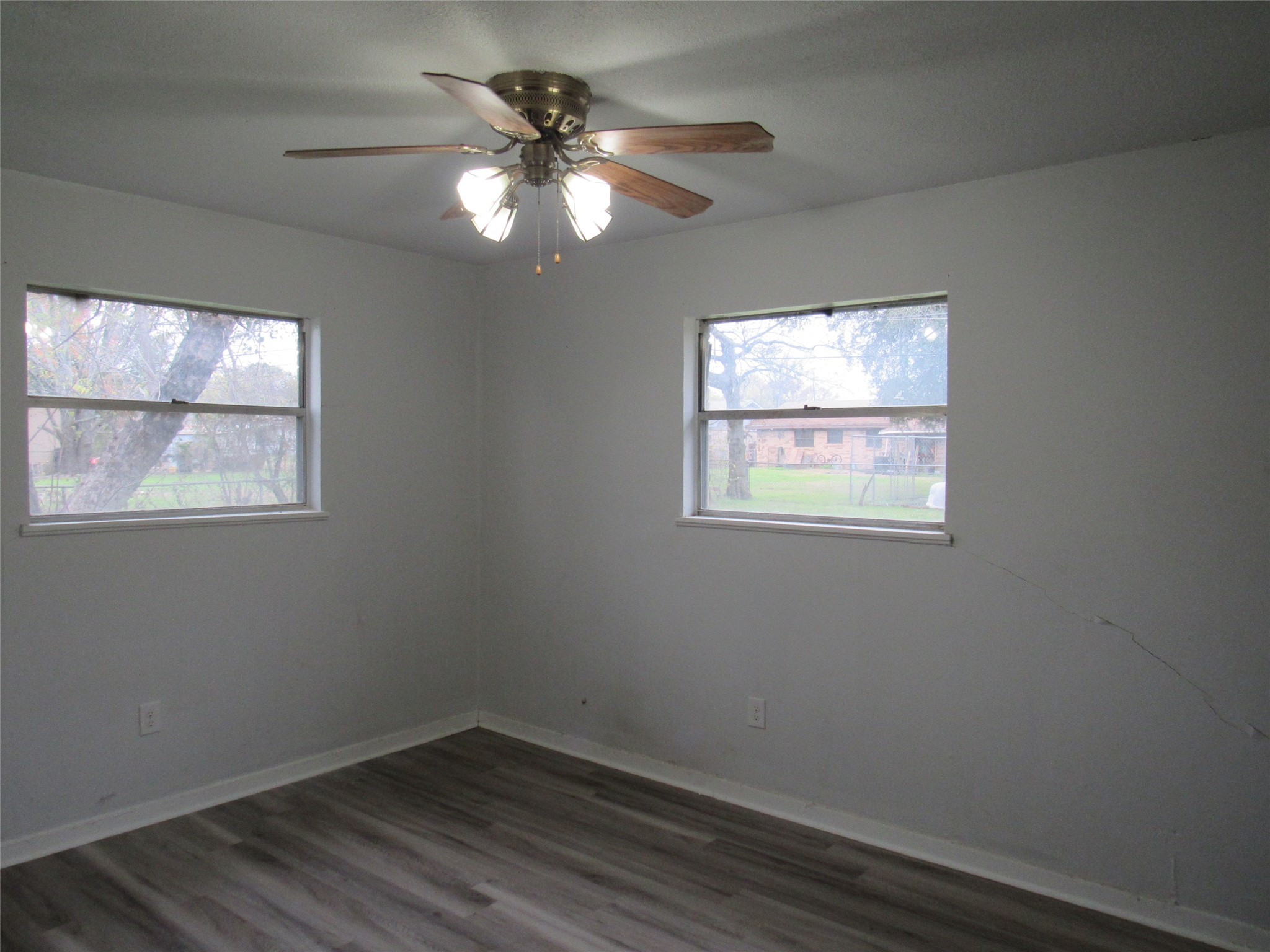 218 Virginia Drive Lacy Lakeview TX 76705