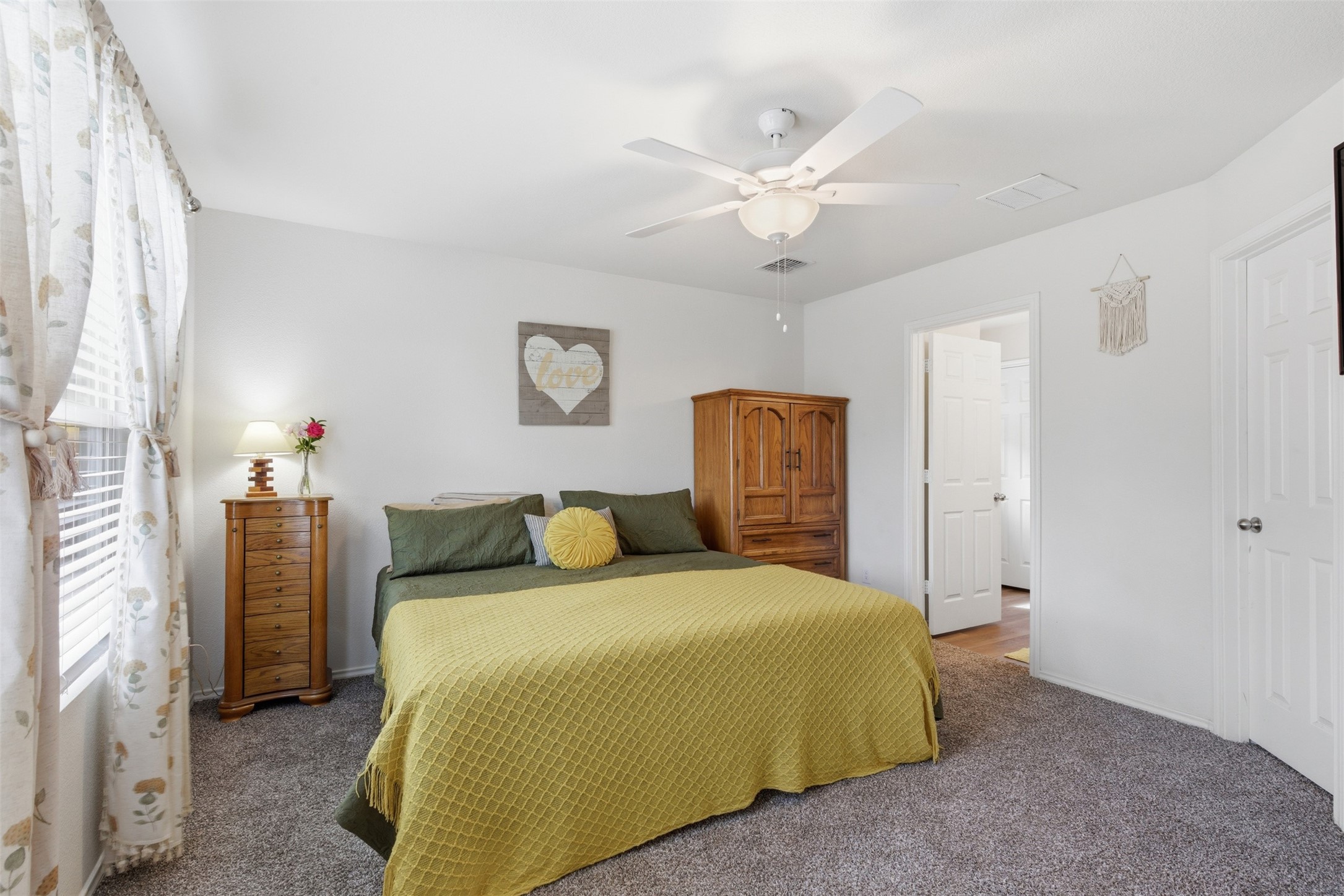 921 Shire Avenue Haslet TX 76052