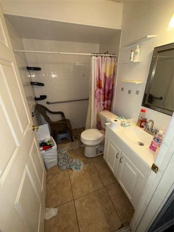 700 Live Oak Street Wilmer TX 75172