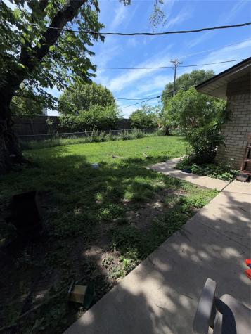 700 Live Oak Street Wilmer TX 75172