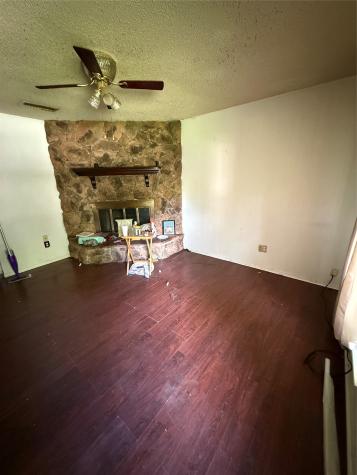 700 Live Oak Street Wilmer TX 75172
