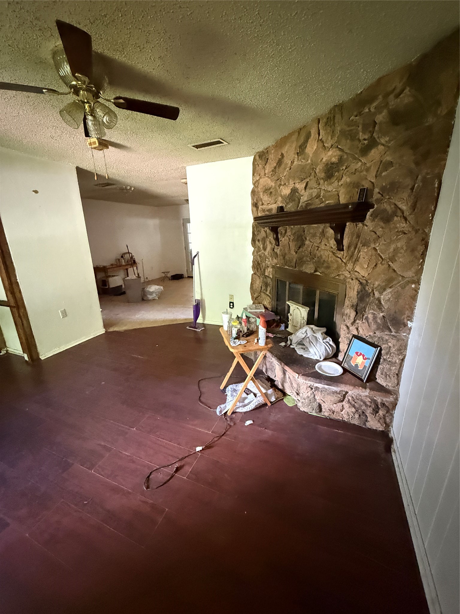 700 Live Oak Street Wilmer TX 75172