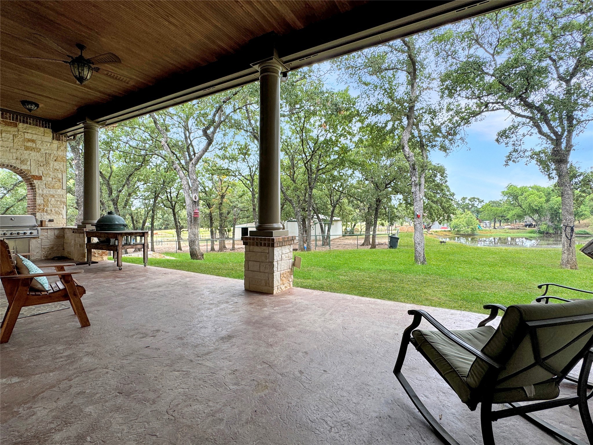 6565 Rockridge Aubrey TX 76227
