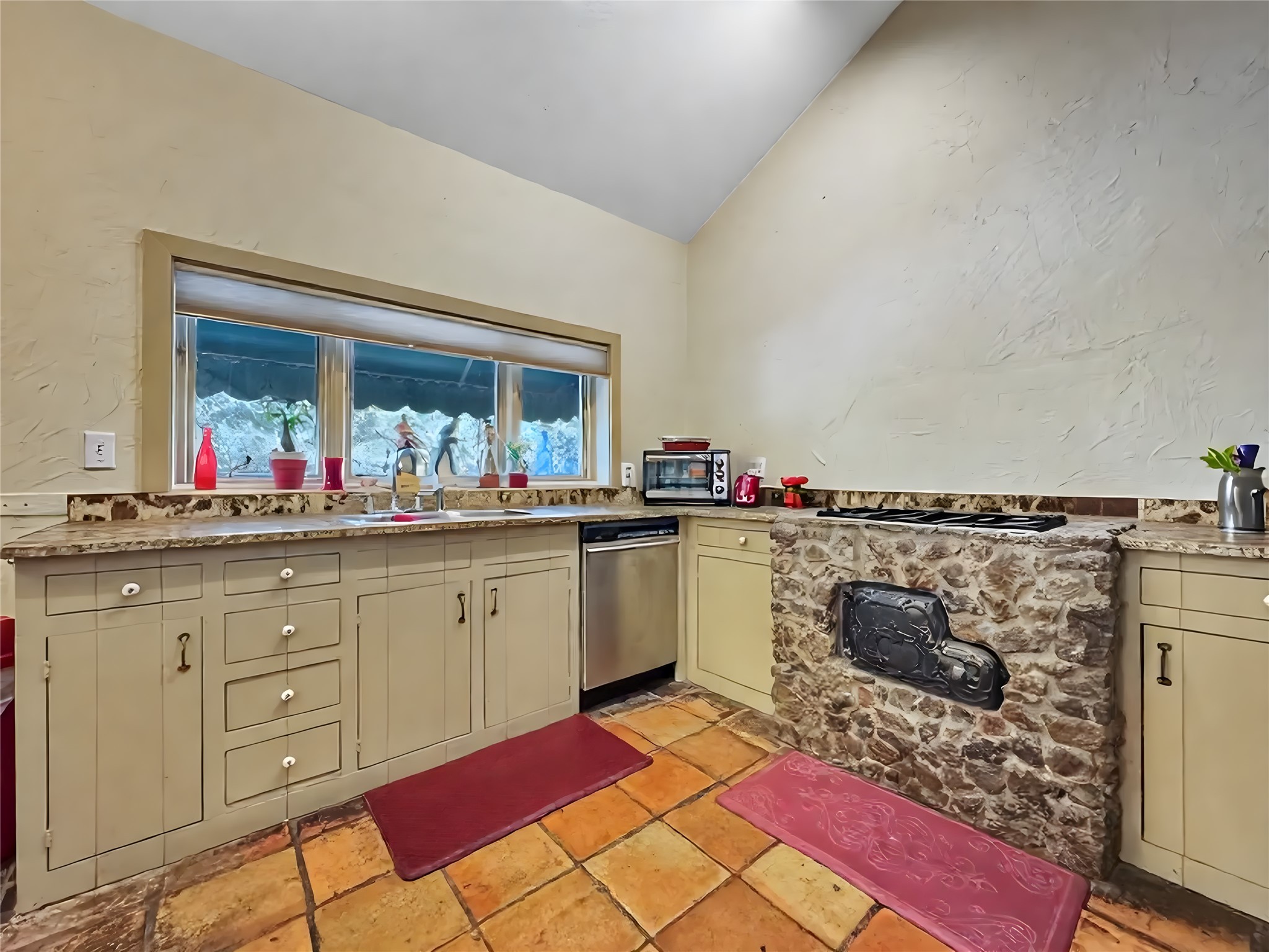 6565 Rockridge Aubrey TX 76227