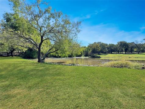 6565 Rockridge Aubrey TX 76227