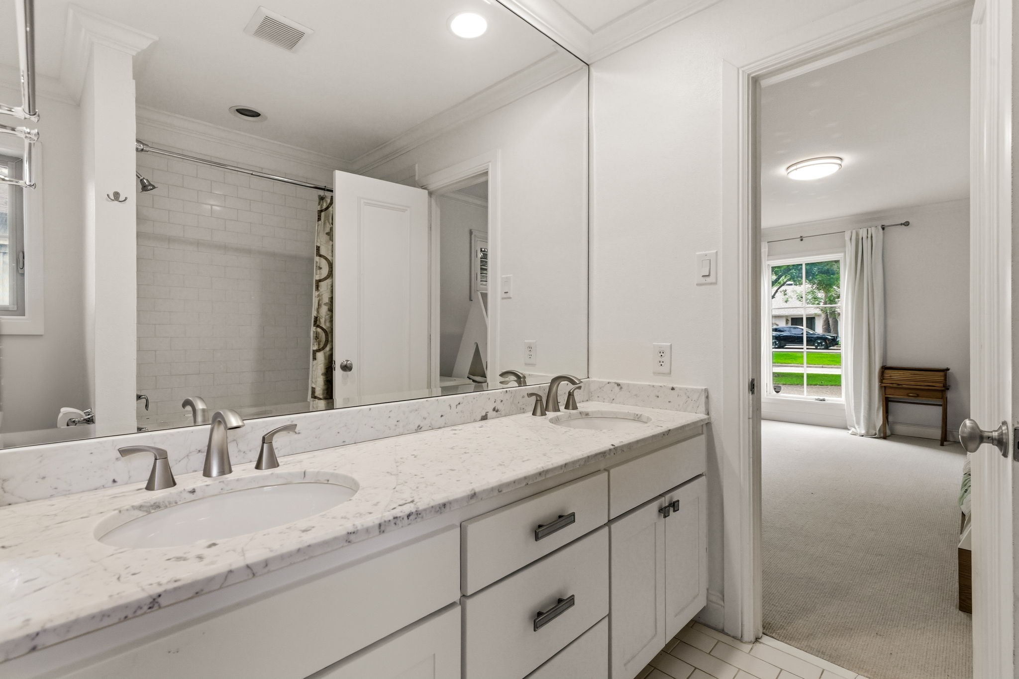 7043 Prestonshire Lane Dallas TX 75225