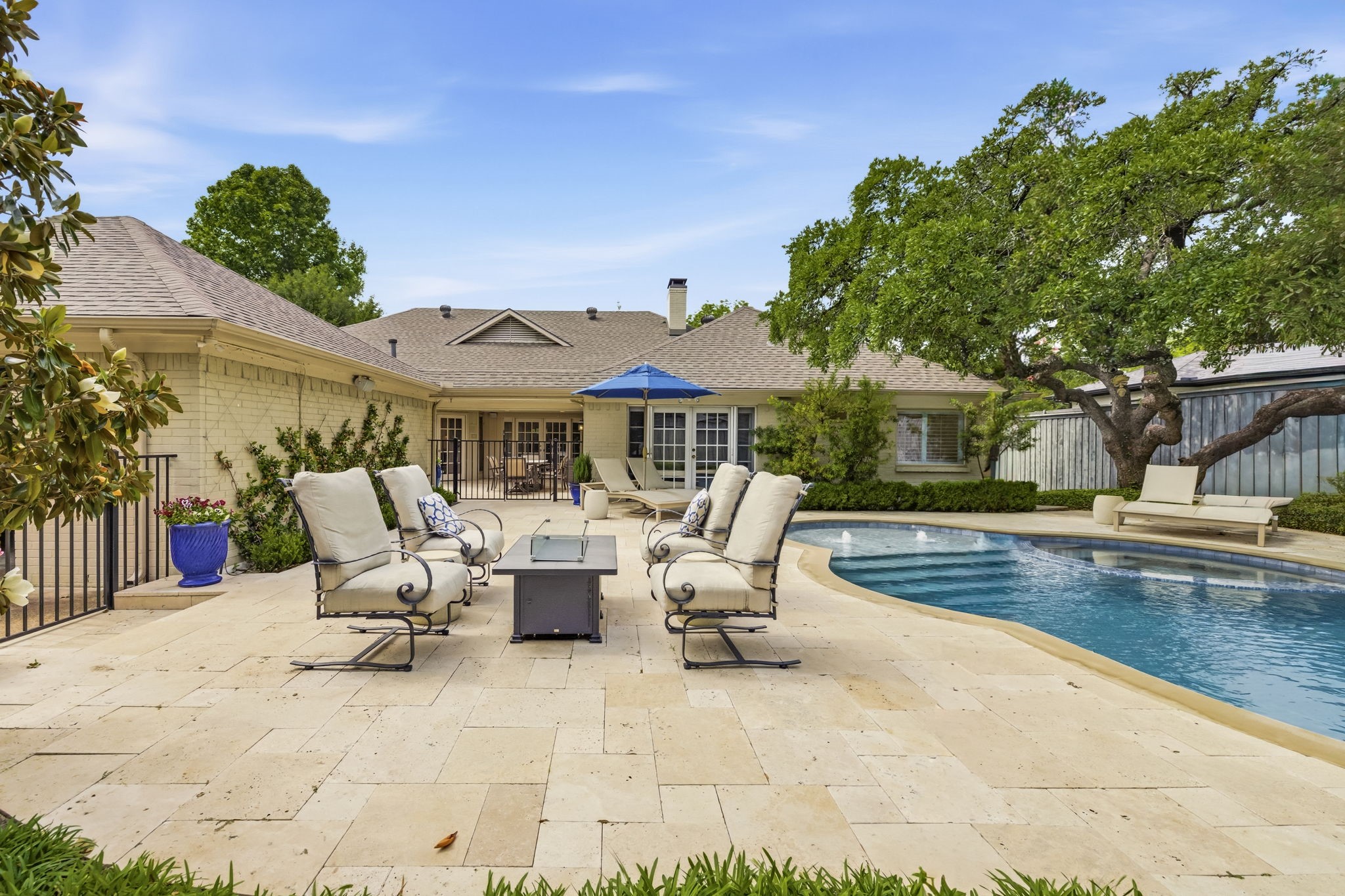 7043 Prestonshire Lane Dallas TX 75225
