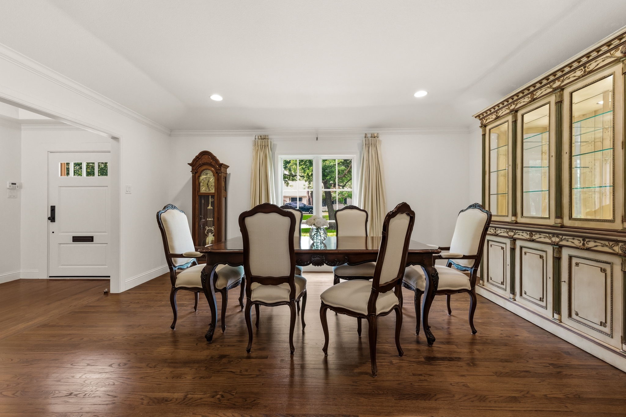 7043 Prestonshire Lane Dallas TX 75225