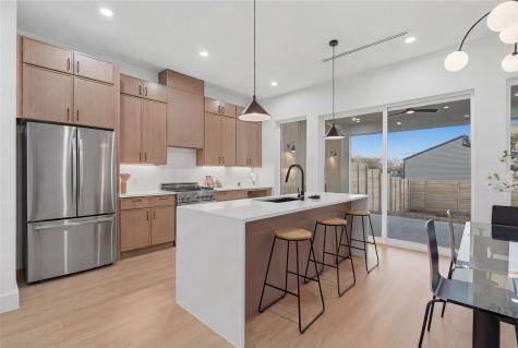 1843 Pollard Street Dallas TX 75208