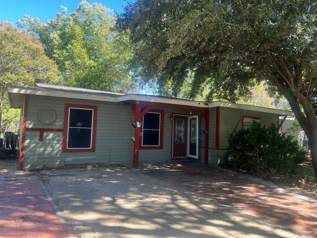 1405 Connally Terrace Arlington TX 76010