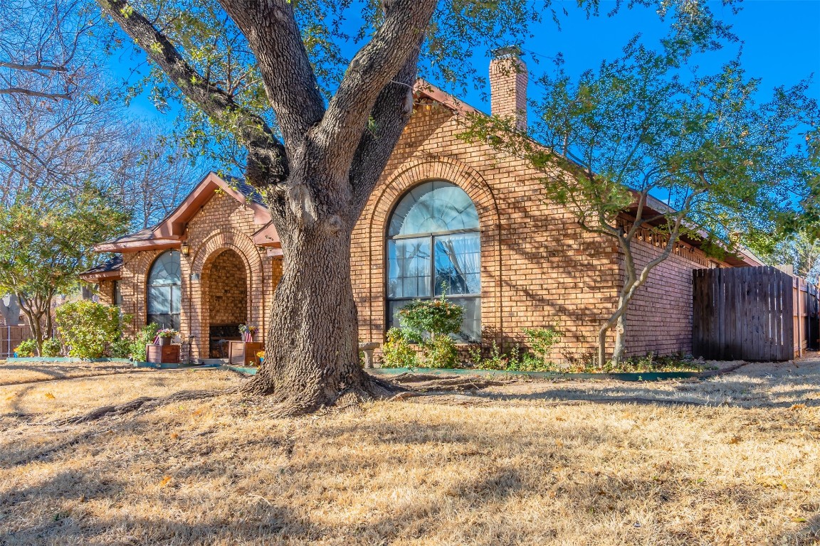 2101 Rolling Oak Lane Garland TX 75044