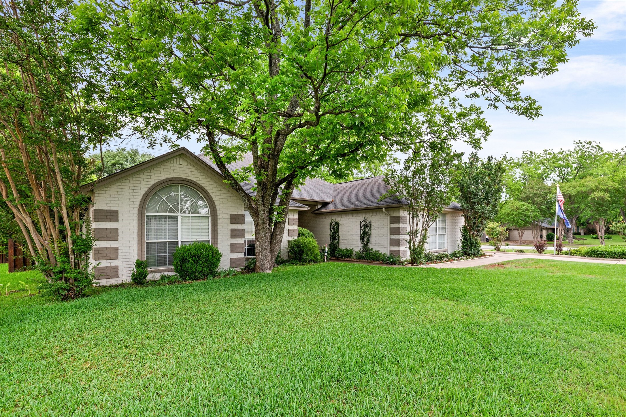 5132 Wedgefield Road Granbury TX 76049