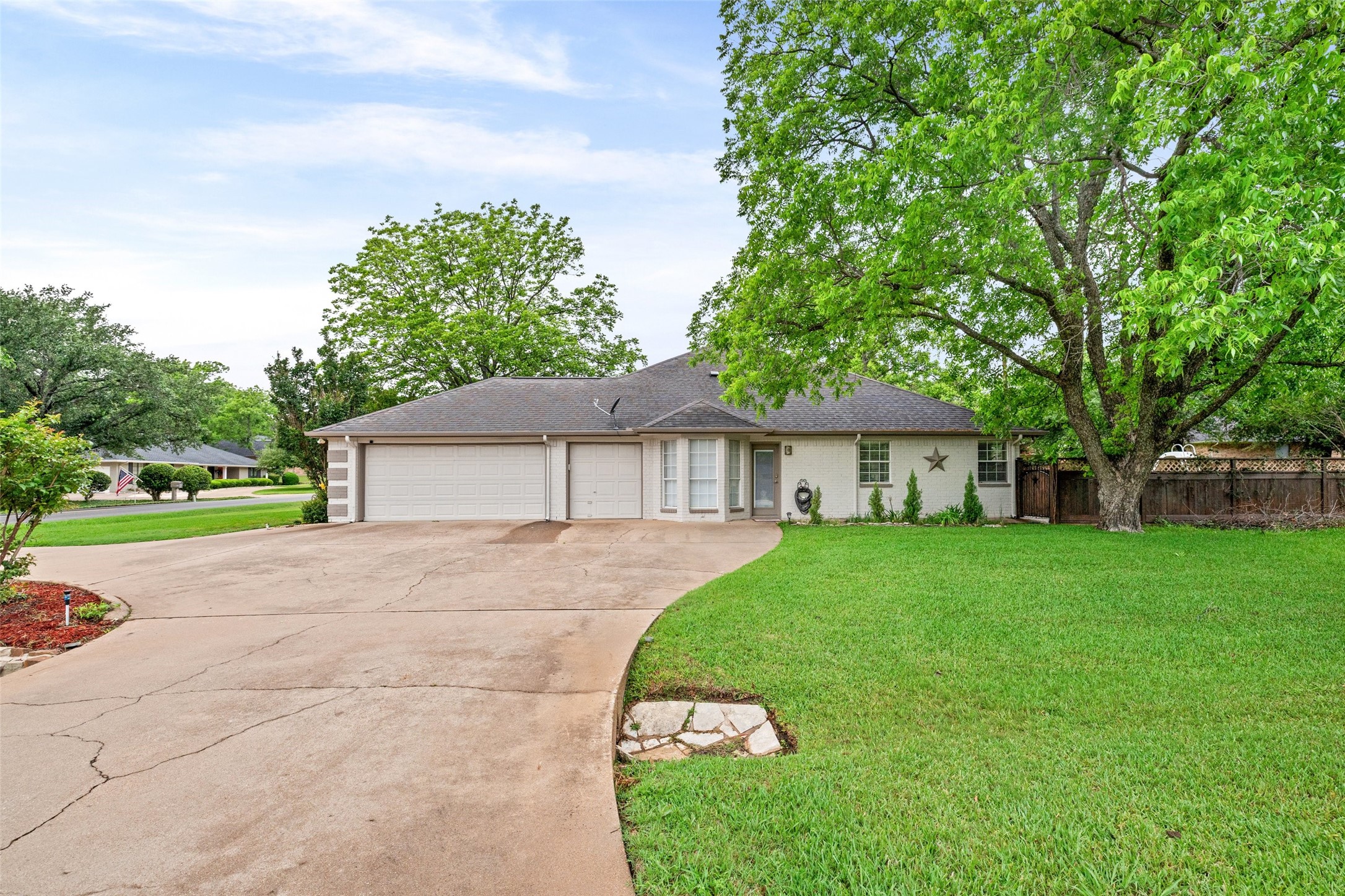 5132 Wedgefield Road Granbury TX 76049