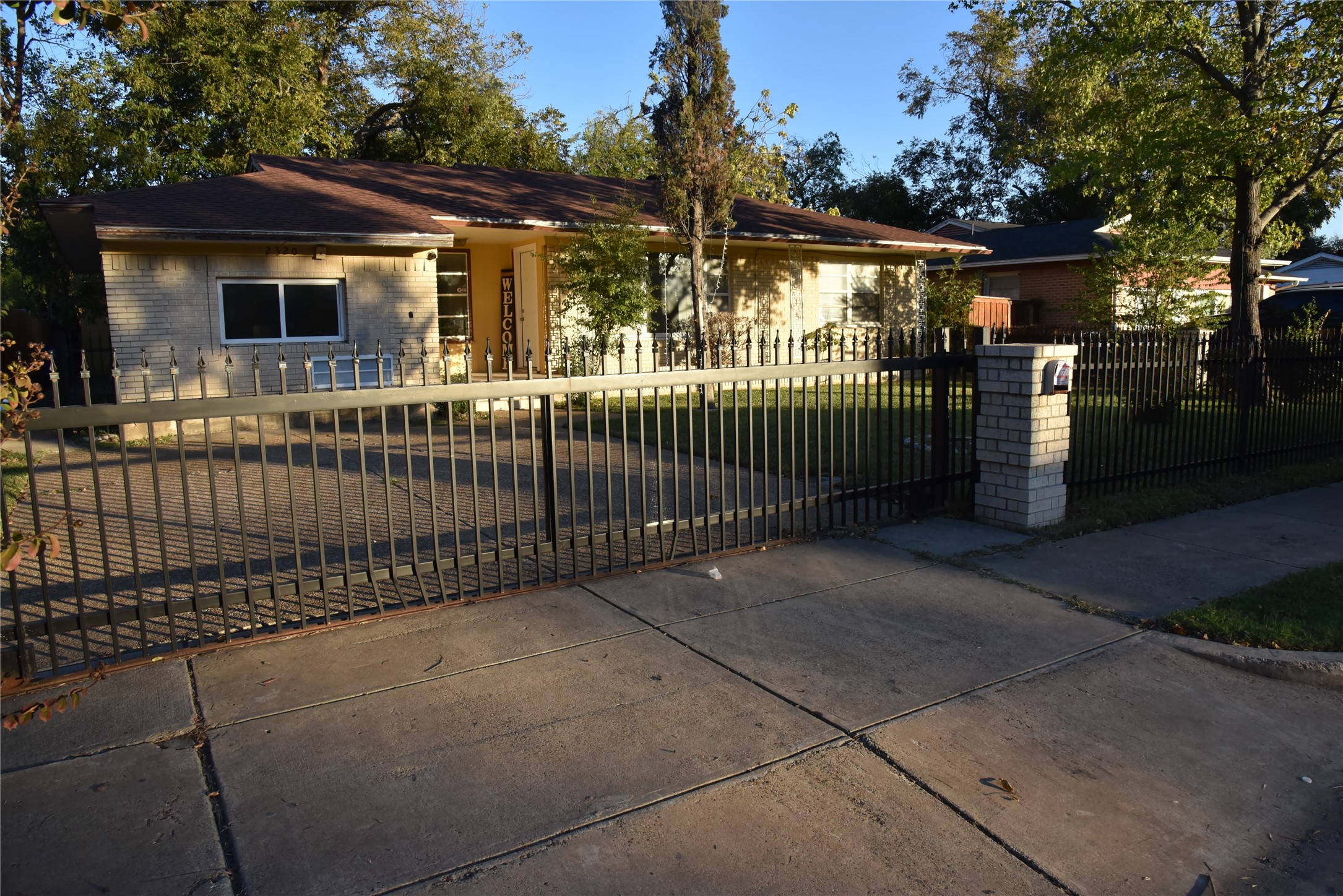 2320 Prichard Lane Dallas TX 75227