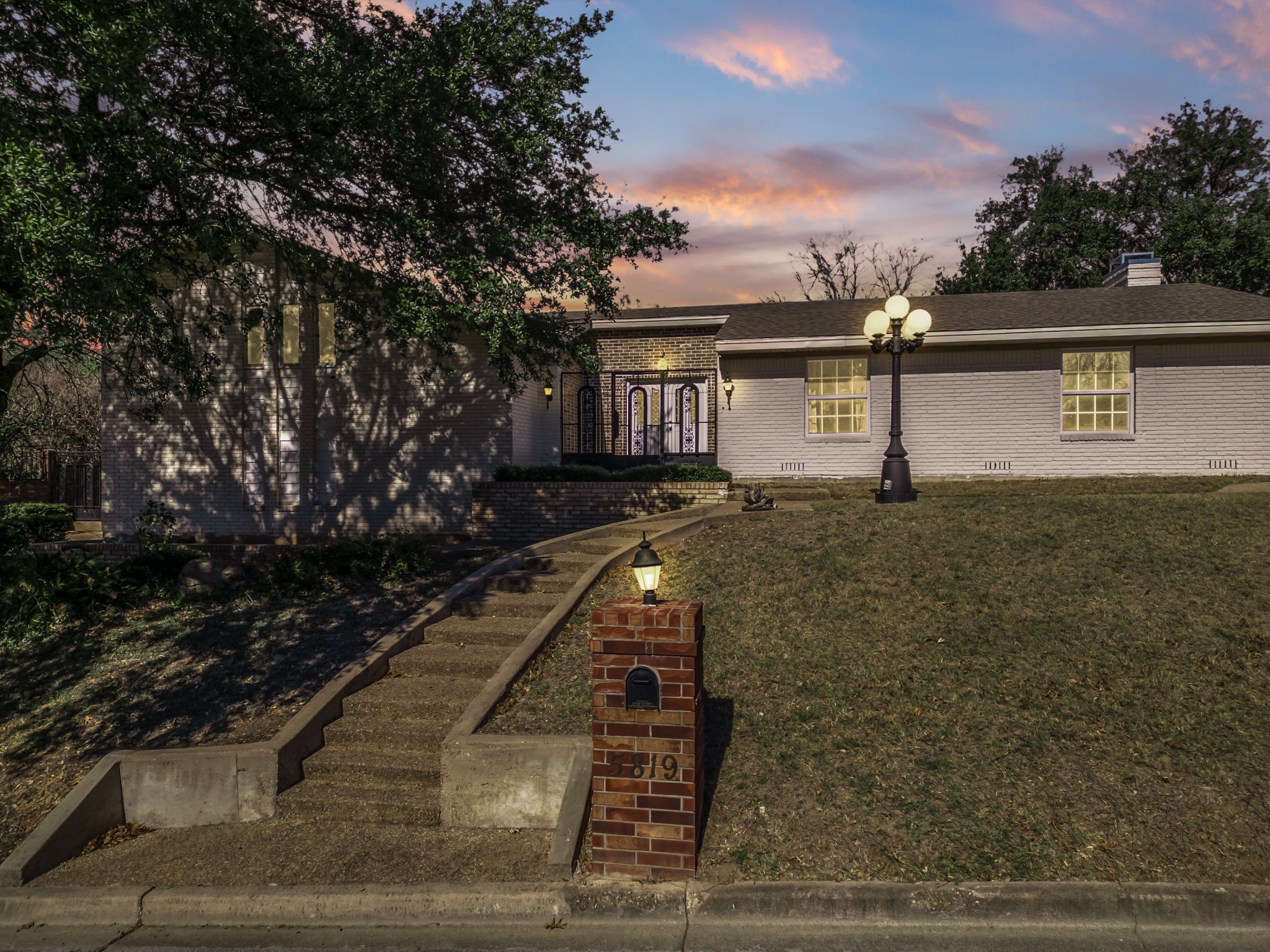 5819 Mount Rockwood Circle Waco TX 76710