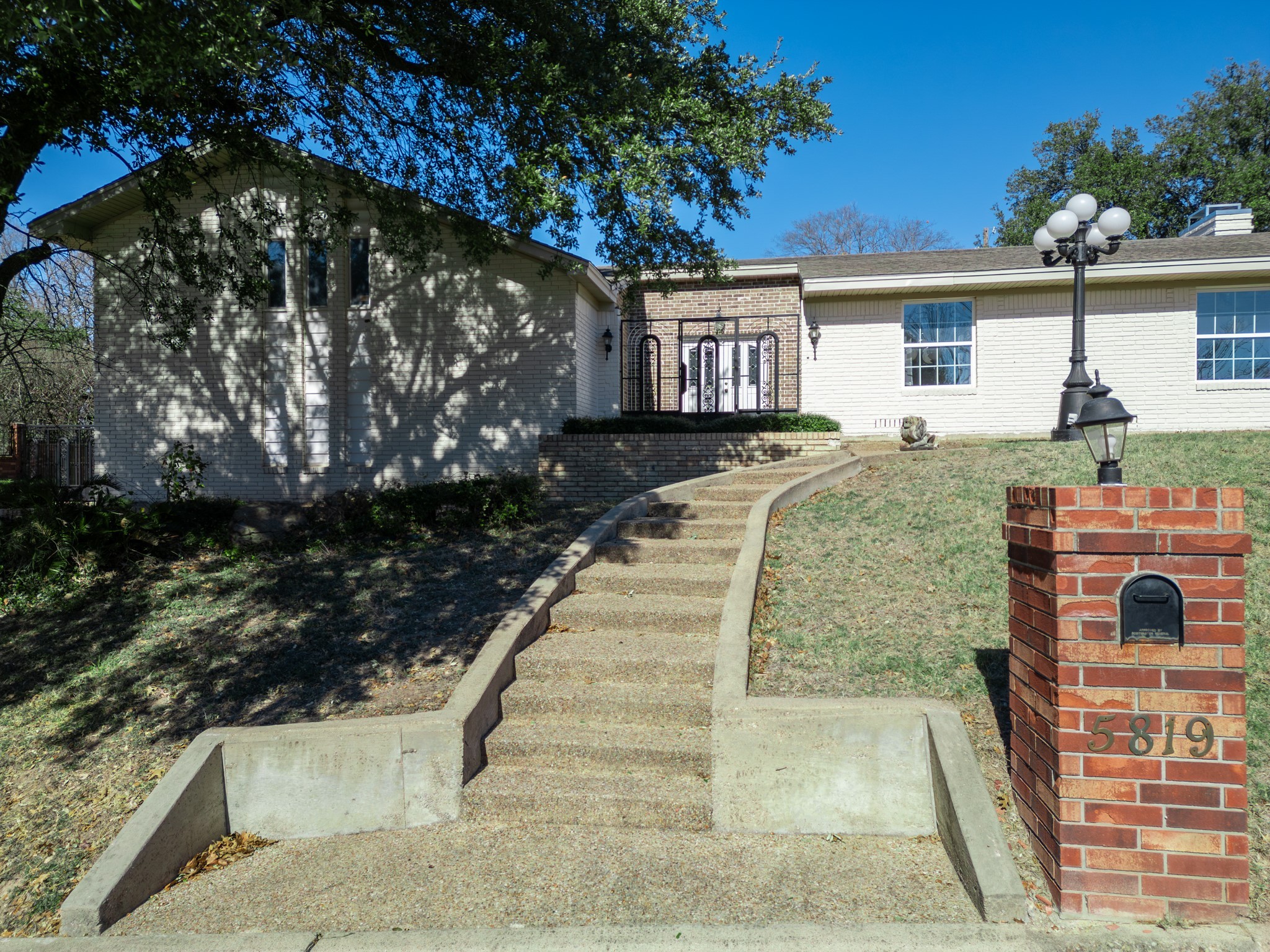 5819 Mount Rockwood Circle Waco TX 76710
