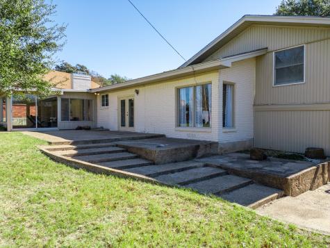5819 Mount Rockwood Circle Waco TX 76710