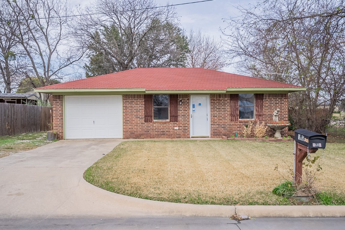 1603 Elm Street Sanger TX 76266