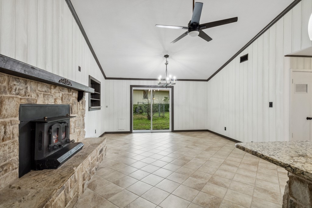 2328 Wildwood Way Tool TX 75143