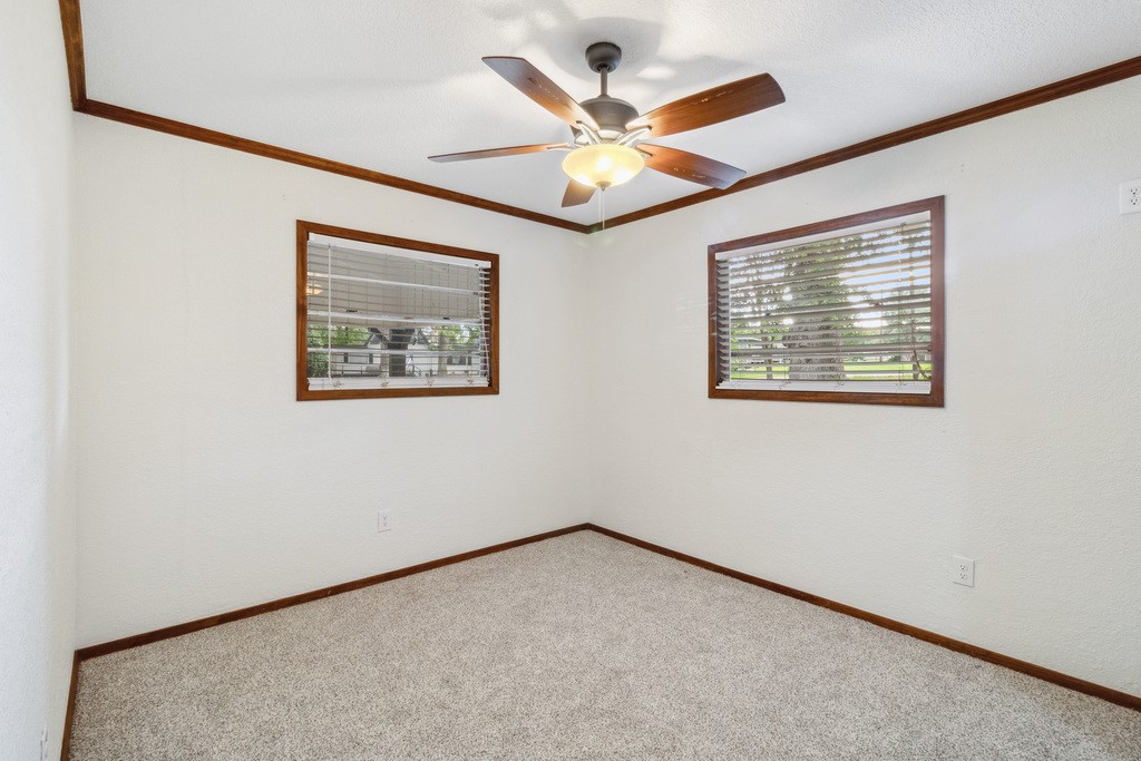 2328 Wildwood Way Tool TX 75143