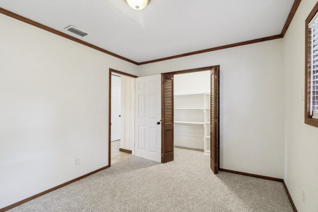 2328 Wildwood Way Tool TX 75143