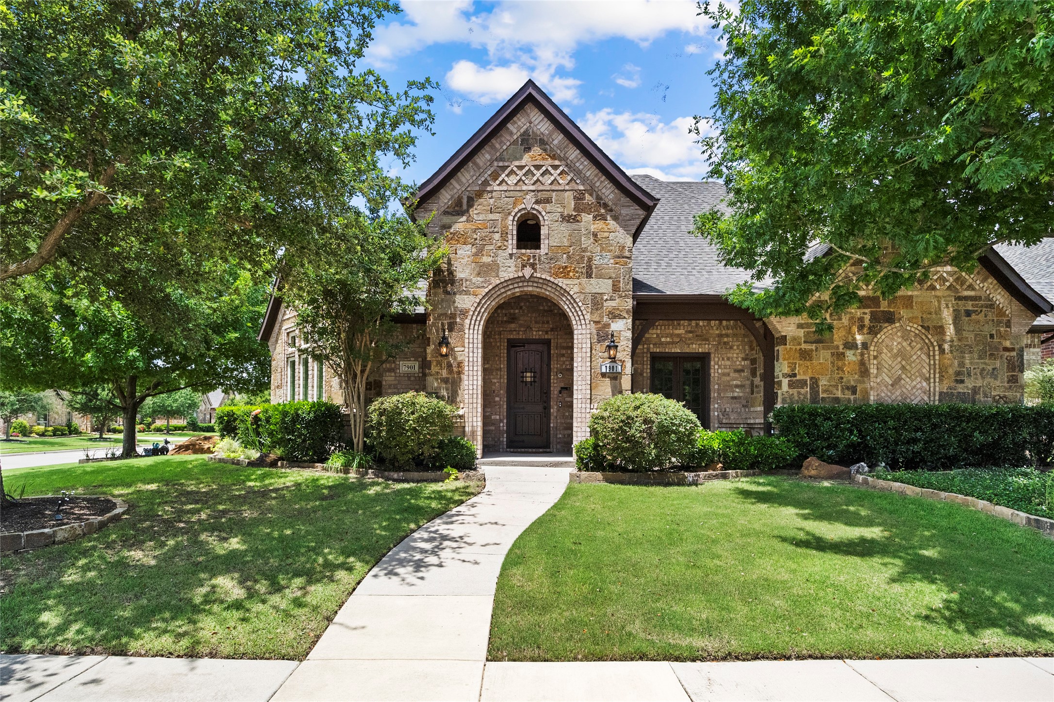 7901 Bentley Drive North Richland Hills TX 76182