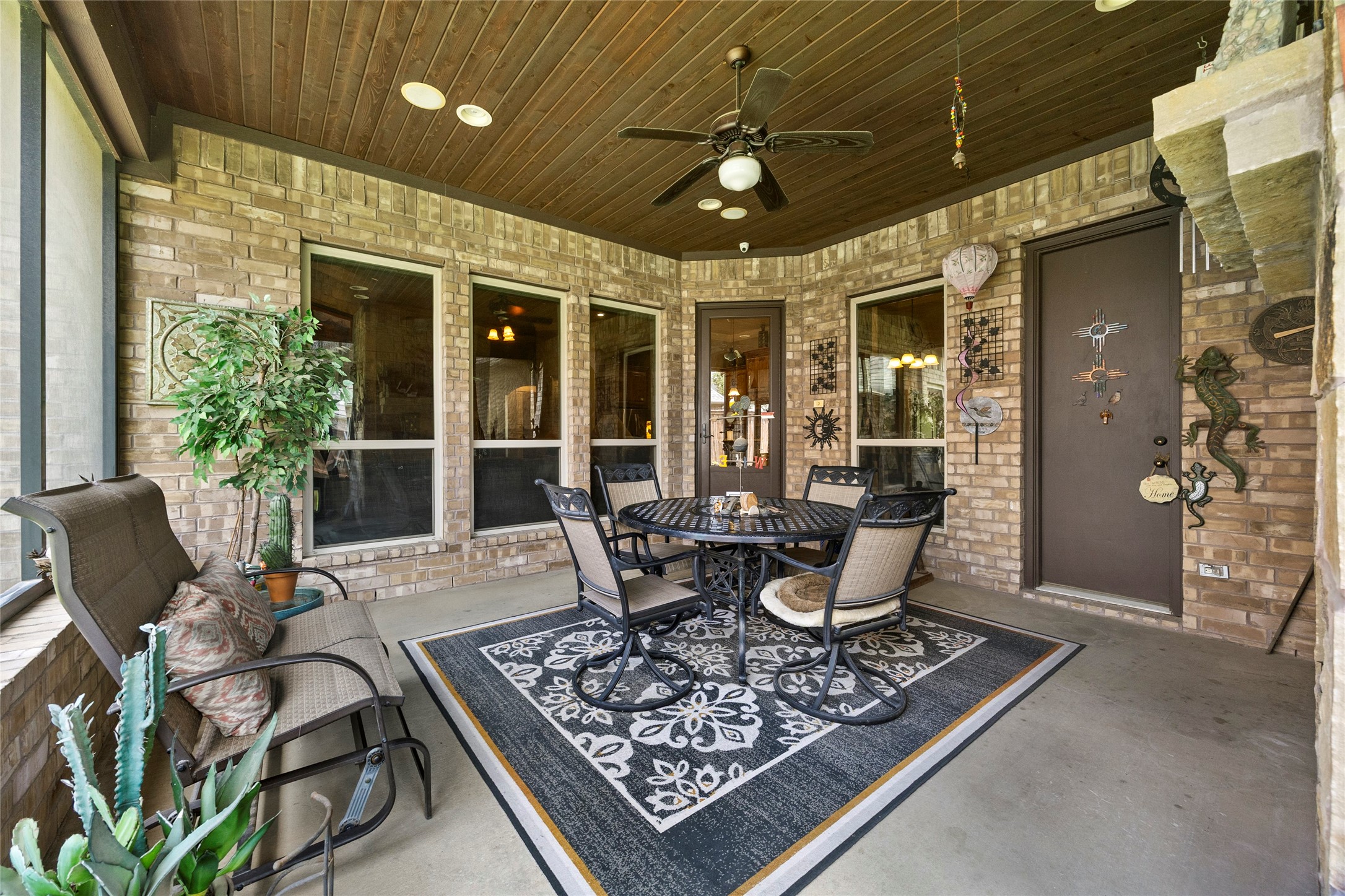7901 Bentley Drive North Richland Hills TX 76182